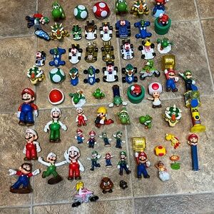 Lot Of 64 SUPER MARIO BROS Nintendo Characters
